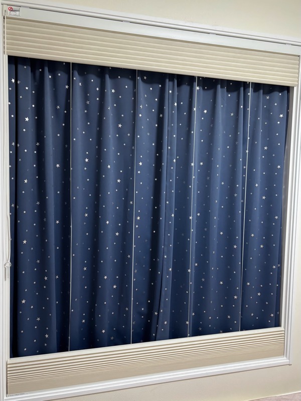 子ども部屋_ハニカムシェード_分裂